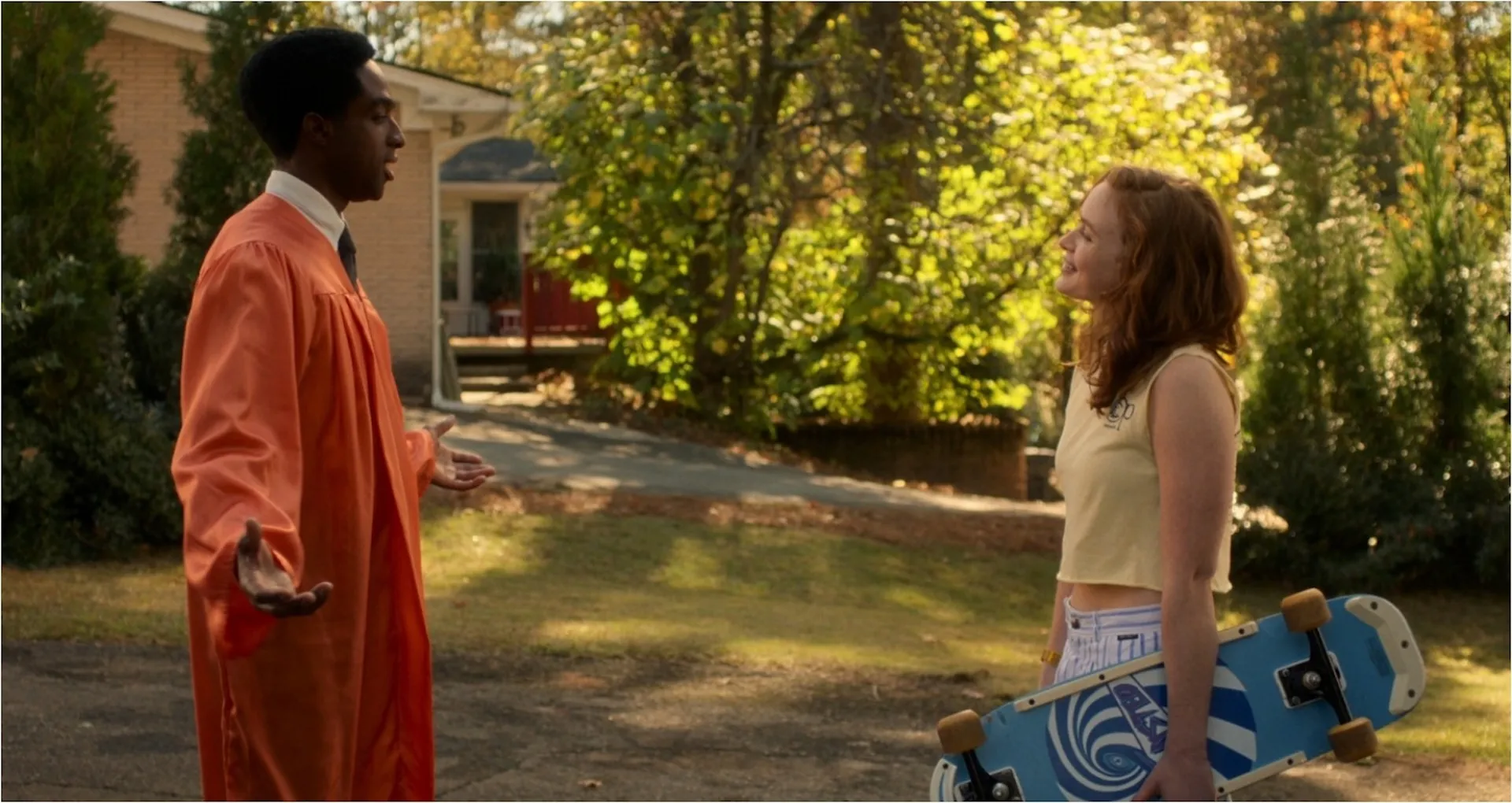 STRANGER THINGS: SEASON 5. (L to R) Caleb McLaughlin as Lucas Sinclair and Sadie Sink as Max Mayfield in Stranger Things: Season 5. Cr. COURTESY OF NETFLIX © 2025