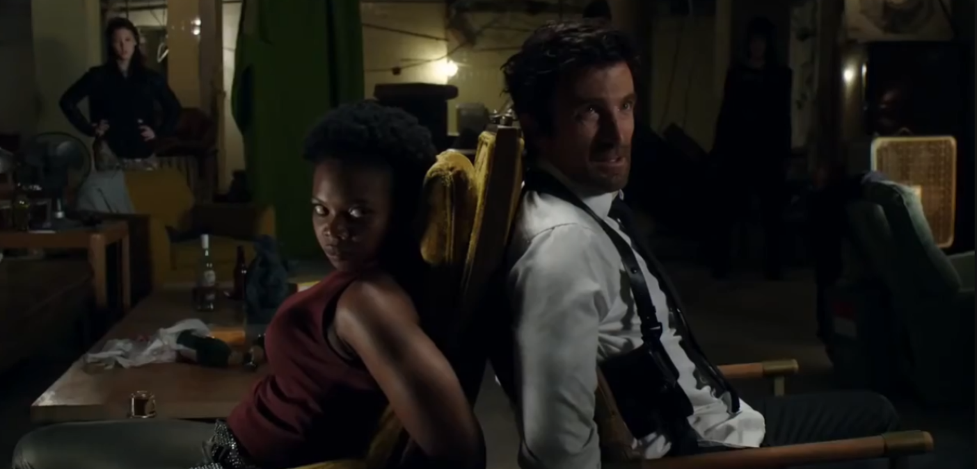 Diez años después, Powers regresa a la televisión con un nuevo giro