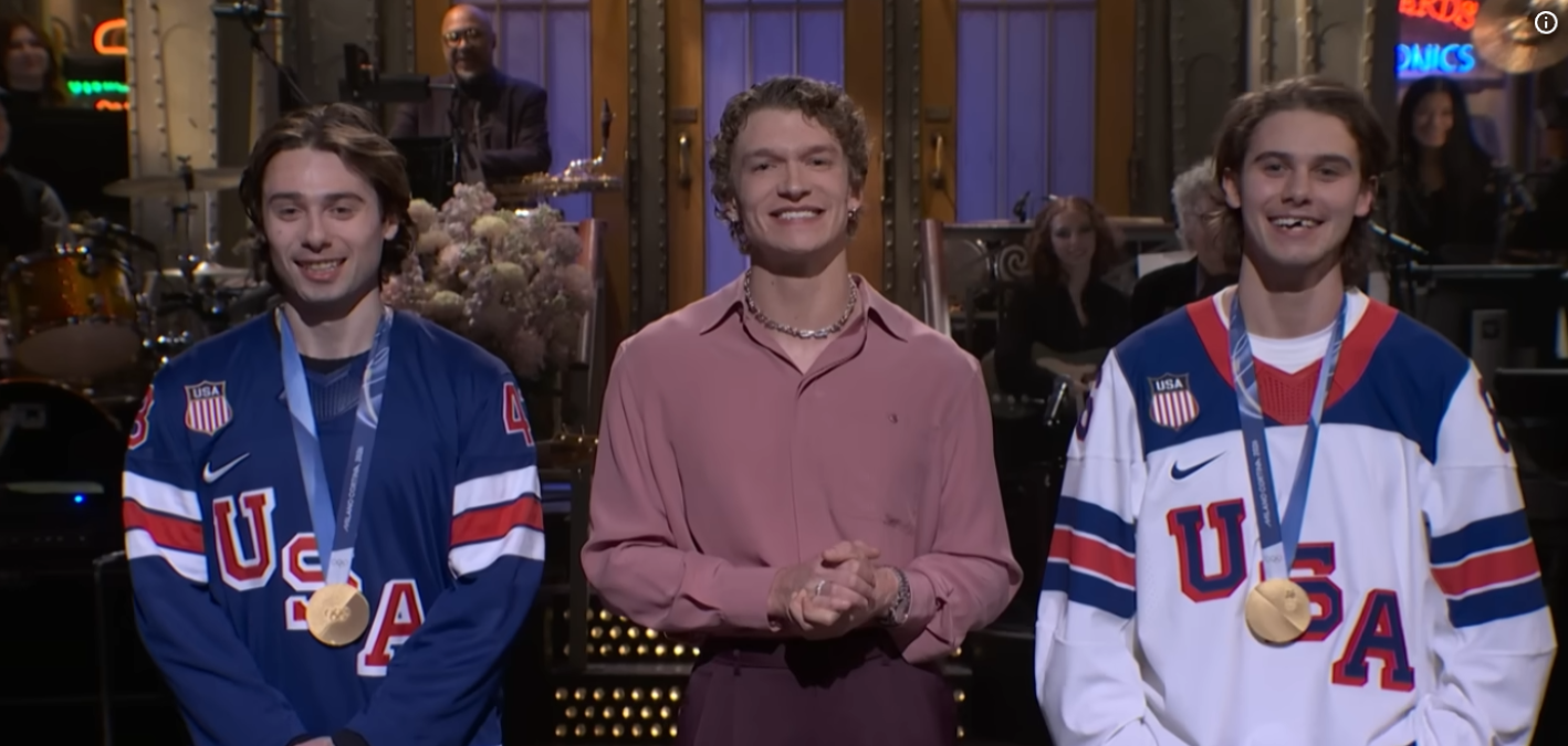 El monólogo de SNL de Connor Storrie fue como esnifar puro control de daños de relaciones públicas