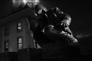 El tráiler de Spider-Noir confirma un gran cambio con respecto al Spider-Man clásico