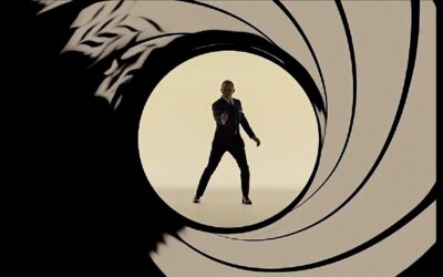 Soderbergh revela un plan descabellado para dividir a James Bond en dos universos