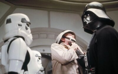 15 errores divertidos de las películas que no dejarás de ver una vez que los notes