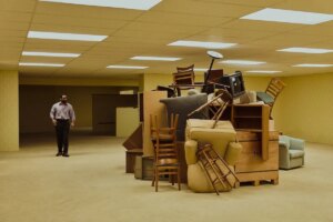 Backrooms es la primera película de terror de la era de la IA