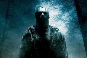 La serie Crystal Lake de A24 necesita explicar qué pasa con esta extraña ciudad