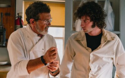 Tony promete una película biográfica desordenada de Anthony Bourdain del director de Blackberry