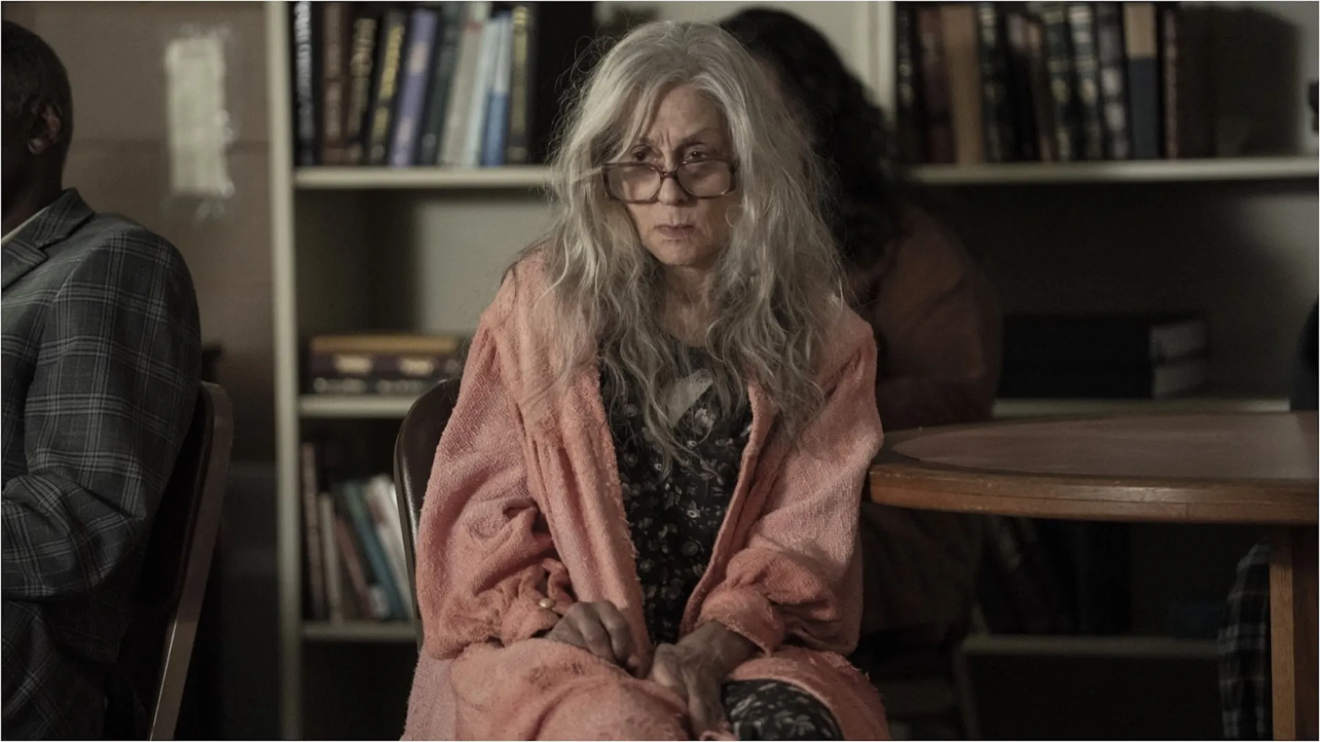 Judith Light analiza la trágica decisión de Dorry sobre El terror: el diablo de plata