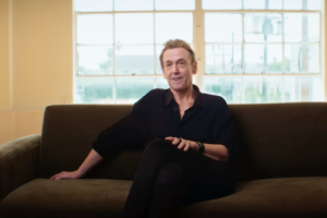 Bill Sienkiewicz pone de relieve su amplio legado en un nuevo documental
