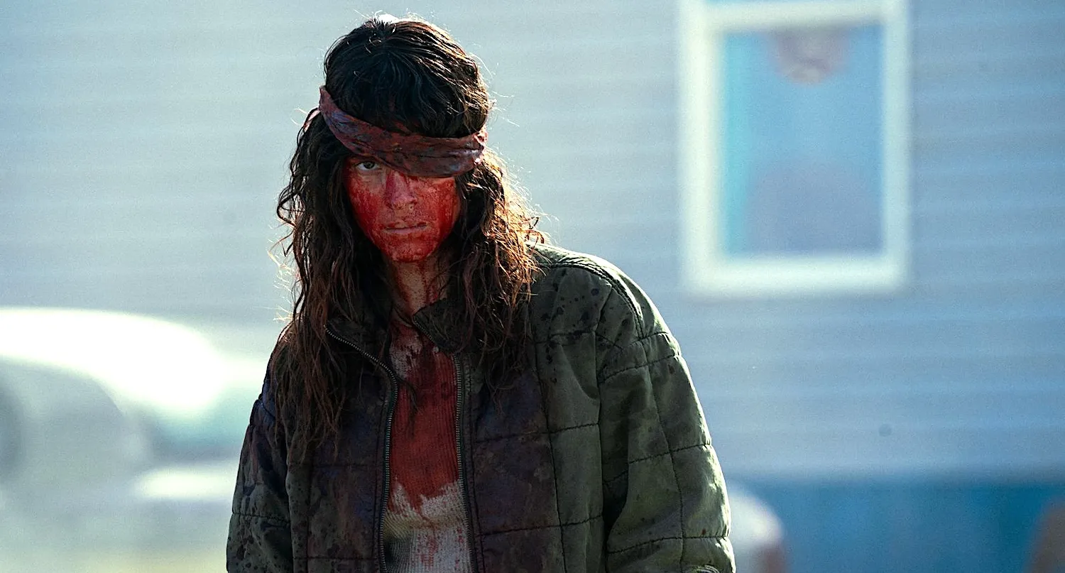 Revisión de Onslaught: Adria Arjona canaliza las vibraciones de John Carpenter